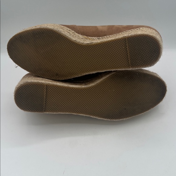 Bettye Muller Concept Reese Beige Leather Espadrille Wedge Shoes 8M - Picture 7 of 7